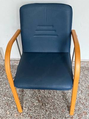 Stühle stapelbar