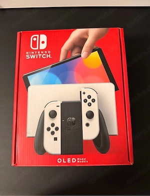 Nintendo Switch Oled mit Reisetasche und 3 Spielen