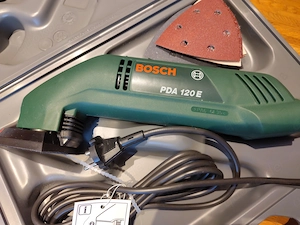 Bosch PDA 120 E Deltaschleifer   Dreieckschleifer mit Zubehör