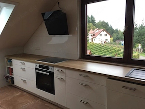 Helle, lichtdurchflutete Wohnung mit hochwertiger Ausstattung und Balkon   Bild 2