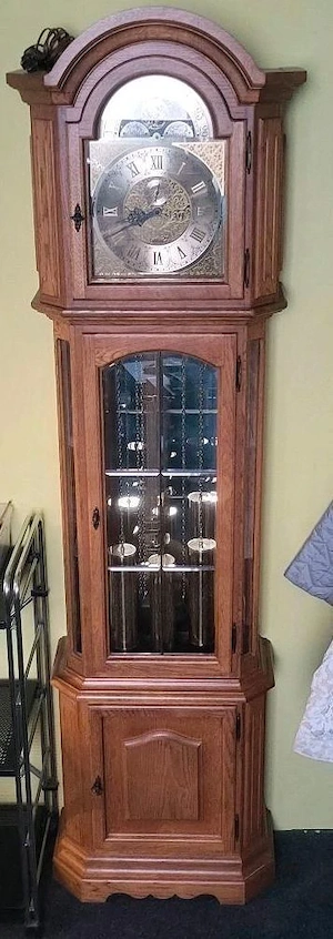 Tribbensee Standuhr mit Beleuchtung
