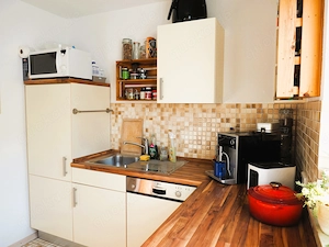 Provisionsfreie, helle 3 1 2 Zimmer-Wohnung im 2. OG mit Balkon Bild 5