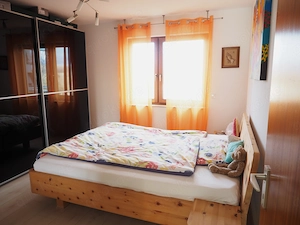 Provisionsfreie, helle 3 1 2 Zimmer-Wohnung im 2. OG mit Balkon Bild 4