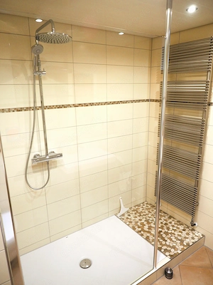 Provisionsfreie, helle 3 1 2 Zimmer-Wohnung im 2. OG mit Balkon Bild 7