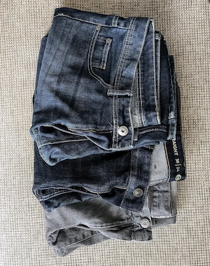 3 jeans - ein Preis. Bild 2