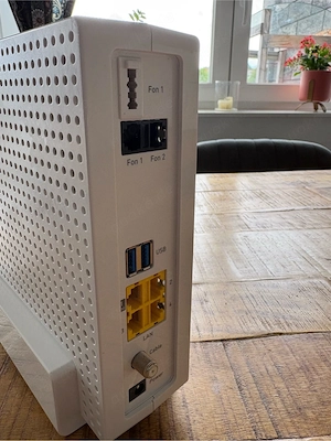 AVM FRITZ!Box 6690 Cable, (Wi-Fi 6) WLAN Mesh Kabelrouter mit Modem 6000 Mbit s Bild 5