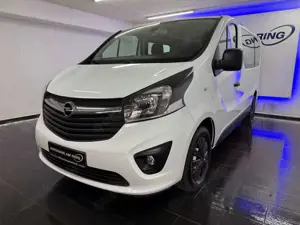 Opel Vivaro Bild 2