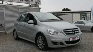 Mercedes-Benz B 180 Automatik 02/2027 TÜV Klima Sitzheizung Tempoma