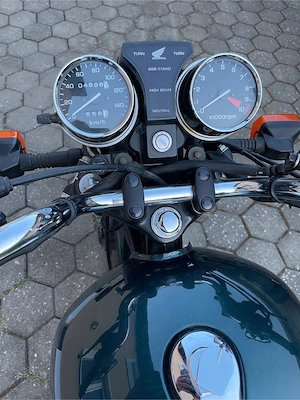 Honda CB 250 Bj.1995 , TÜV neu,org. 4800 km Bild 3