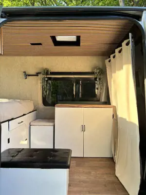 Mercedes-Benz Sprinter Bild 3