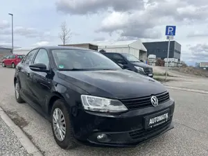 Volkswagen Jetta *1,6TDi*Automatik*Navi*Leder*ALU*TÜV*AHK*