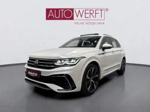 Volkswagen Tiguan 4M DSG 3x R LINE PANO AHK MATRIX KAM 20Z