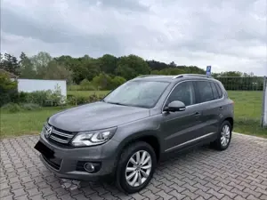 Volkswagen Tiguan 2.0 TDI DPF 4Motion BlueMotion Techn. DSG Exclusiv