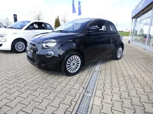 Fiat 500e Red Batterie 42 kWh  118 PS, Kamera, SHZ, 360° PDC