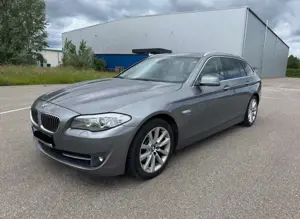 BMW 525 d xDrive*PANO*HEAD-UP*STAND.HZ*MEMORY