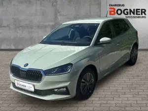 Skoda Fabia 1.0 TSI DSG Balance AHK 5 Jahre Garantie WinterPlu