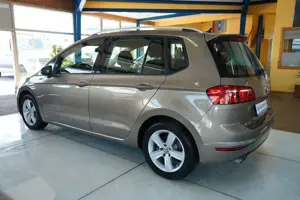 Volkswagen Golf Sportsvan VII BMT AUTOMATIK / NAVI / PDC Bild 3