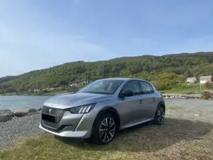 Peugeot e-208 208 Elektromotor 136 GT