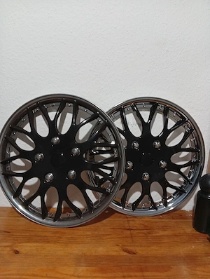 AUTO-STYLE Satz Radzierblenden Missouri 15-Zoll Chrom Schwarz