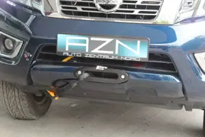 Nissan Navara Tekna 4x4 mit Winde nur 3tkm