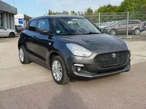 Suzuki Swift Comfort 4x4 1.Hand*Scheckheft gepflegt* Bild 3