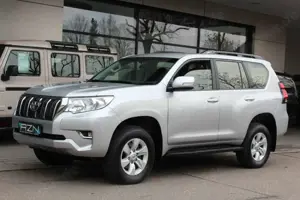Toyota Land Cruiser 2.8 D-4D Comfort Automatik 7-Sitze