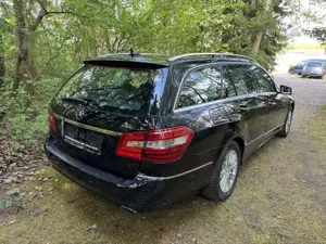 Mercedes-Benz E 200 T BlueEFFICIENCY 7G-TRONIC Elegance