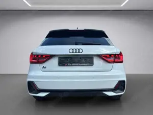 Audi A1 Sportback 35 1.5 TFSI S-tronic S line LED Bild 5