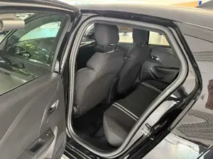 Opel Corsa 5-Türer 1.2 Turbo Automatik GS Bild 5