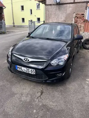Hyundai i30 i30cw 1.6 CRDi UEFA EURO 2012 Edition