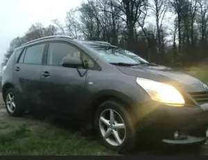 Toyota Verso Bild 2