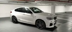 BMW X4 X4 xDrive20d Aut. AC. Schnitzer  8 Fach bereift Ne