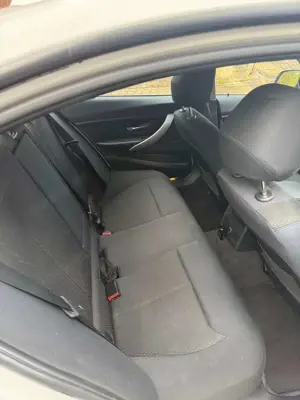 BMW 320 320i Bild 5