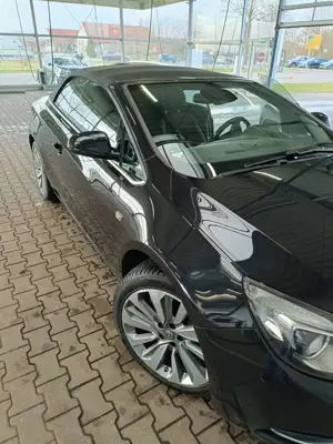 Opel Cascada