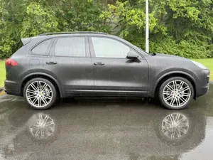 Porsche Cayenne Bild 2