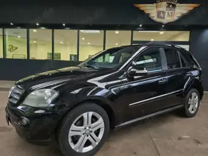 Mercedes-Benz ML 320 CDI Edition 10 SPORT Leder/Navi/Park