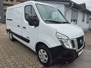 Nissan NV400