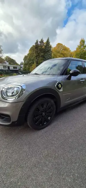 MINI Countryman SE All4 MINI Cooper SE Countryman ALL4 Bild 2