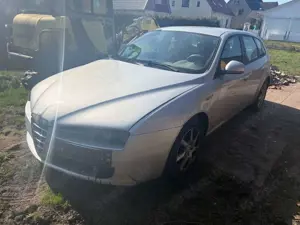 Alfa Romeo 159 1.9 JTDM 16V Elegante Kombi
