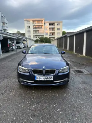 BMW 320 320i Coupe