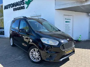 Ford Tourneo Courier Titanium/1HD+TZ/NAVI/KAM/GJR/LMF