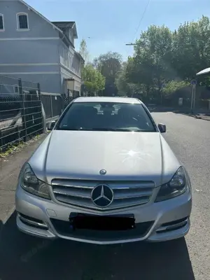 Mercedes-Benz C 180 BlueEFFICIENCY Avantgarde