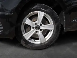 Volkswagen Touran 1.4 TSI Highline Bild 4