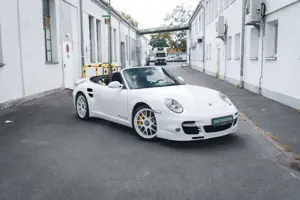 Porsche 997 Turbo S Cabrio *1. Hand*PDK*MwSt*