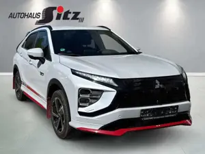 Mitsubishi Eclipse Cross PHEV 2.4 Select Plus mit Ralliart Paket