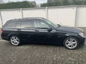Mercedes-Benz C 180 Bild 4