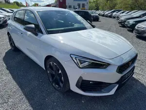 CUPRA Leon 1.5 eTSI *DSG*PDCHI+VO+KAMERA*MATRIX-LED*AC
