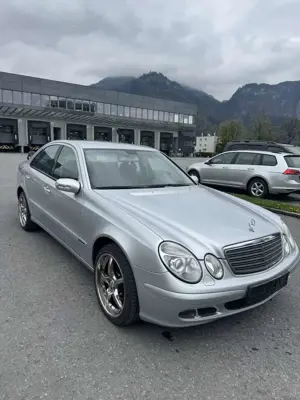 Mercedes-Benz E 200 Kompressor Classic
