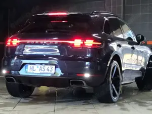 Porsche Macan PANO + BOSE + 21 Z. + SİTZHEİZ + NAVİ +ALARM