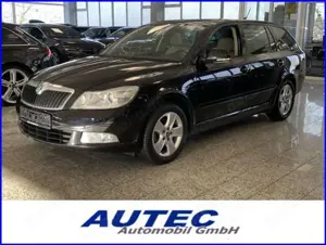 Skoda Octavia Combi Elegance 2.0 TDI AHK+NAVI+SITZHEIZ